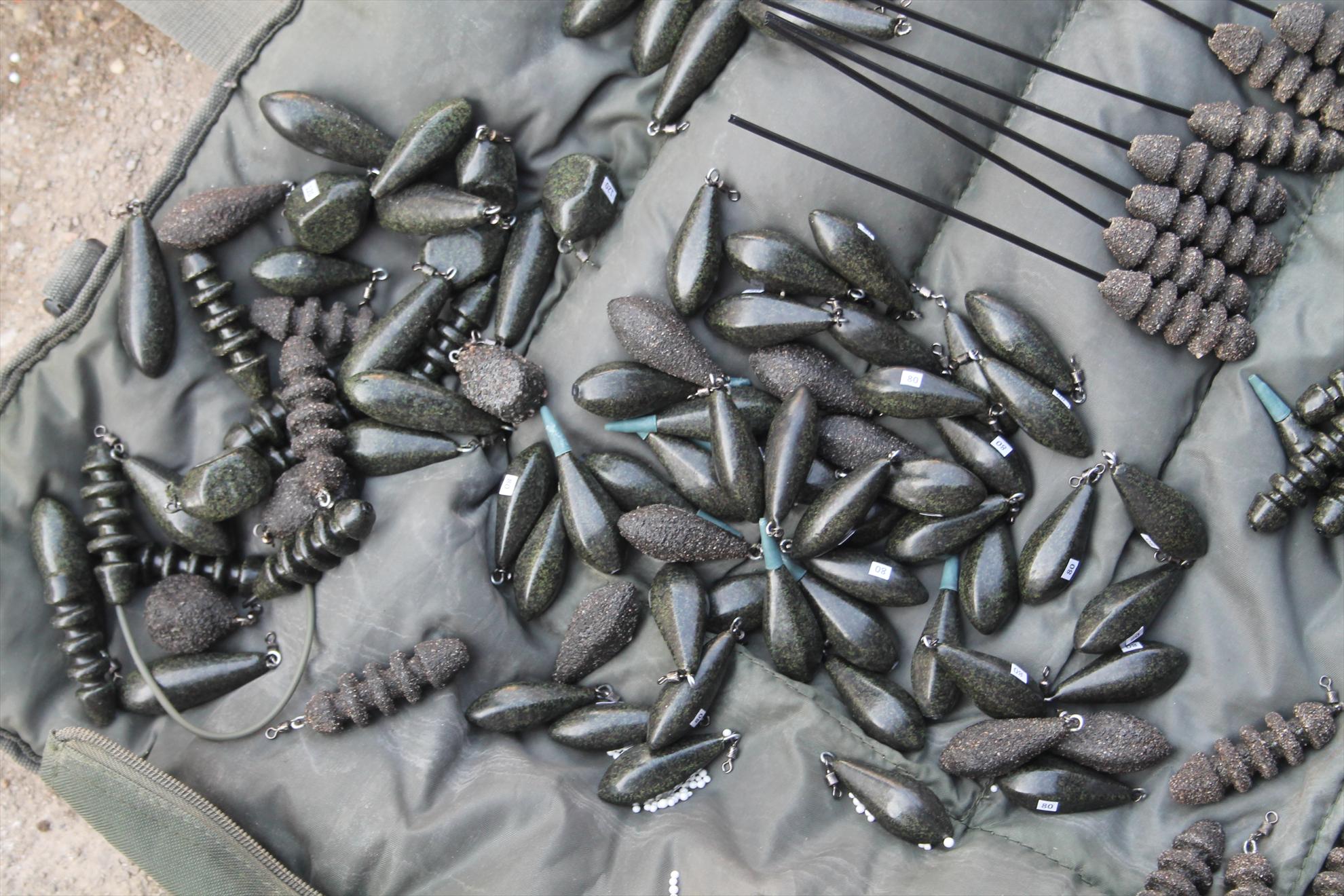 PLUMBI Carp Fishing Leads - anda-1061.JPG